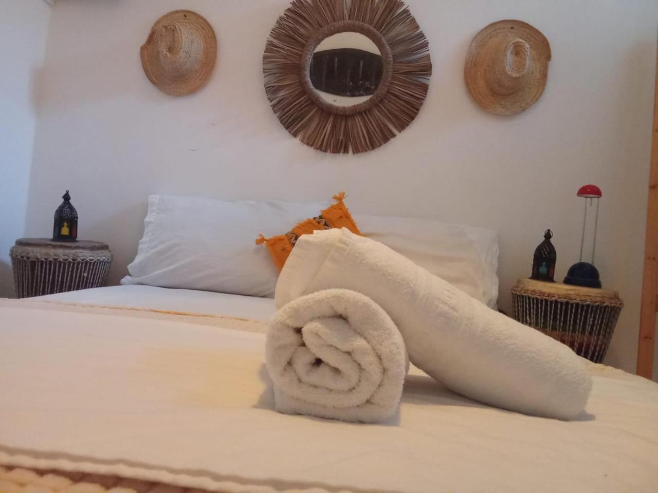 Surfer Rosa Hostel Tamraght Buitenkant foto